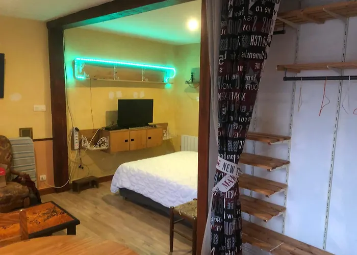 Chez Steve And Son * Goudet