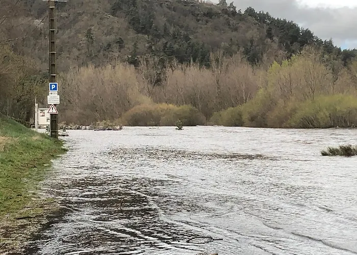 Chez Steve And Son Goudet